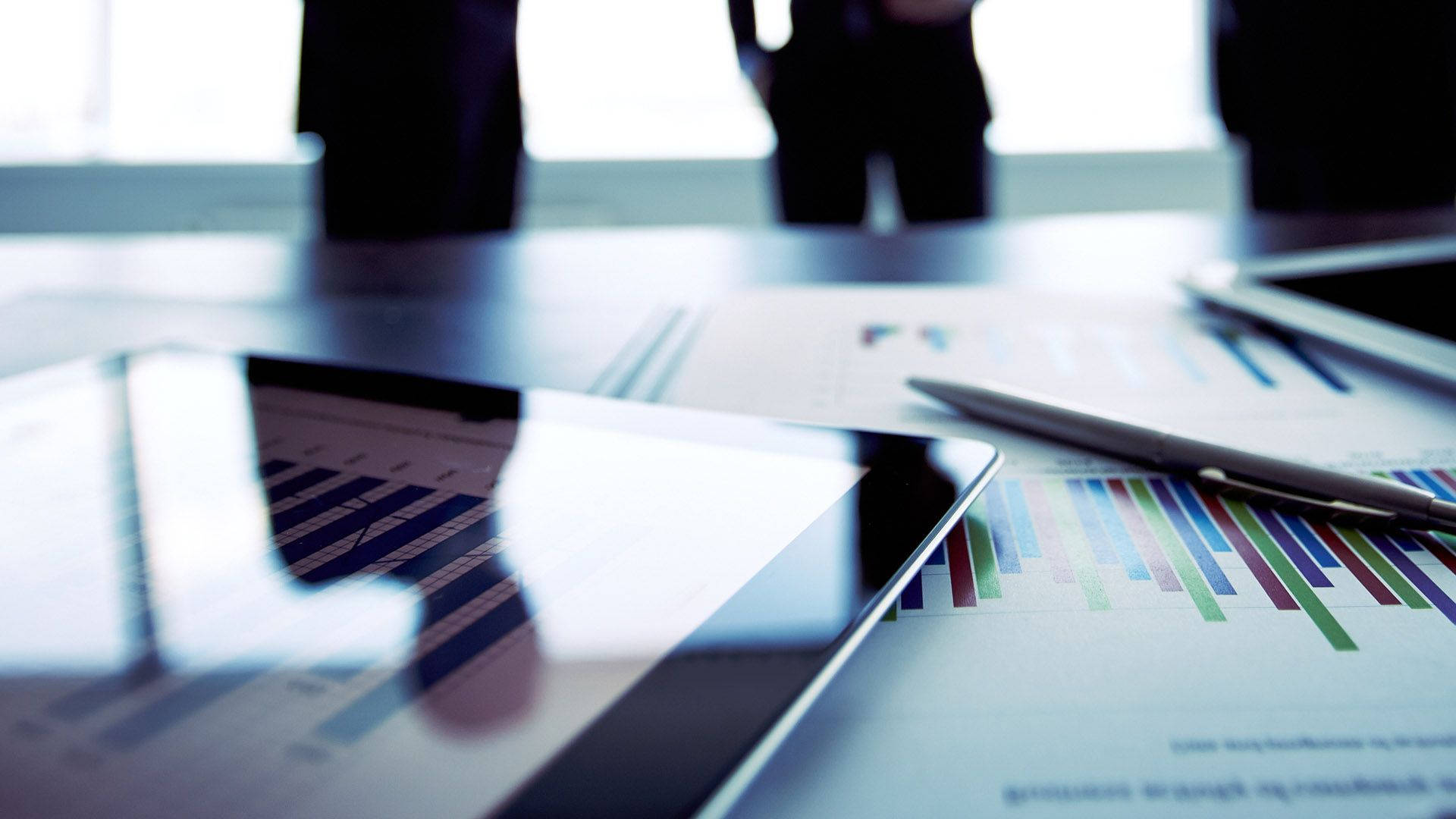 Análisis de oportunidad de mercado en un portátil